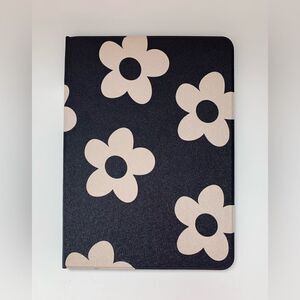 🌼New iPad Air Case Floral Black/Beige Slim fit